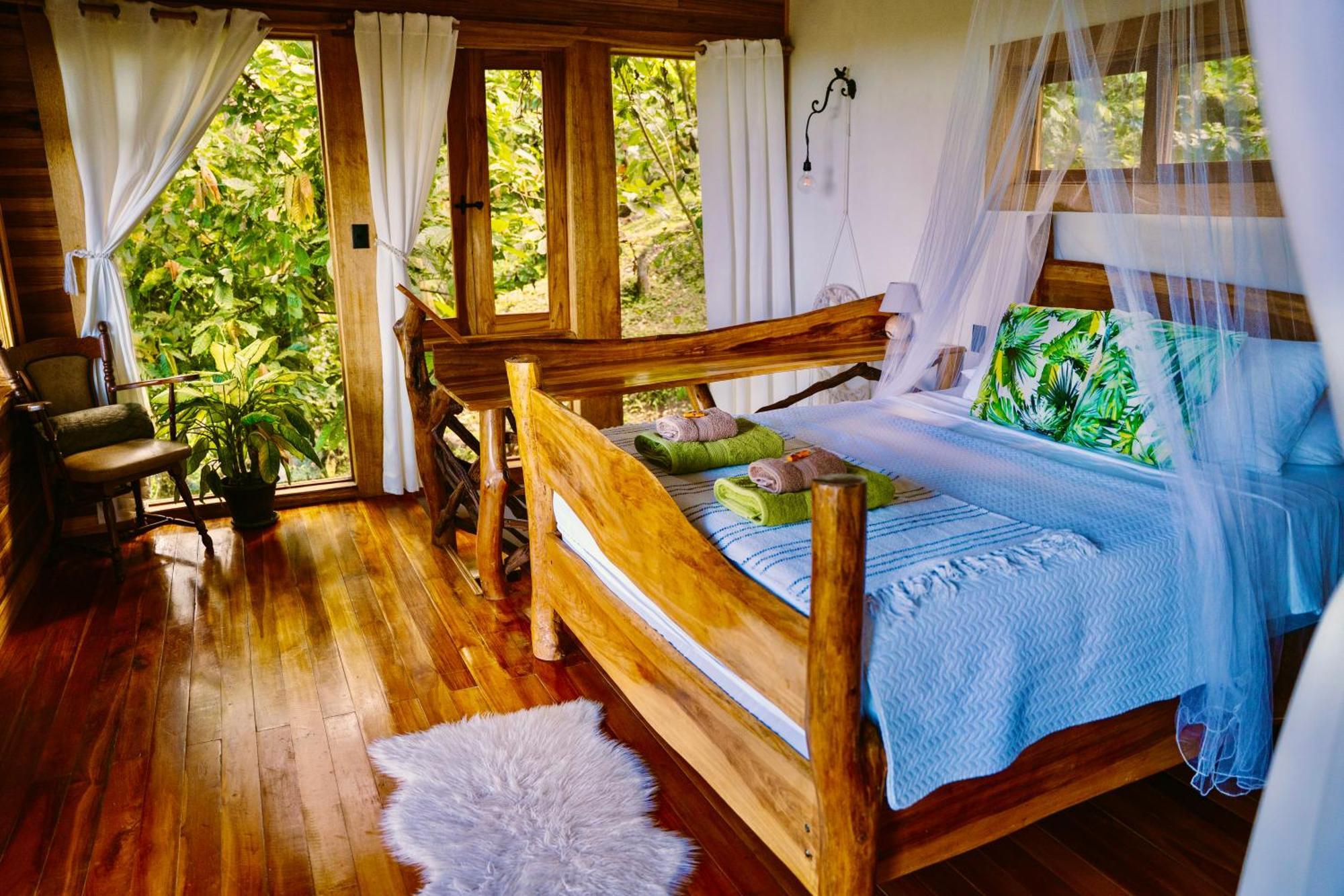 Jungle Spirit Treehouse Villa Cahuita Eksteriør billede